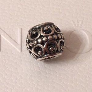 Pandora clouds silver lining bead RETIRED